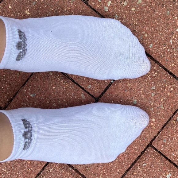 White - Exercise - Picture 2 of 5